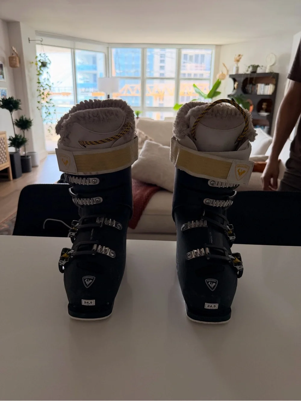 Rossignol Black Women's Ski Boots with White Liner